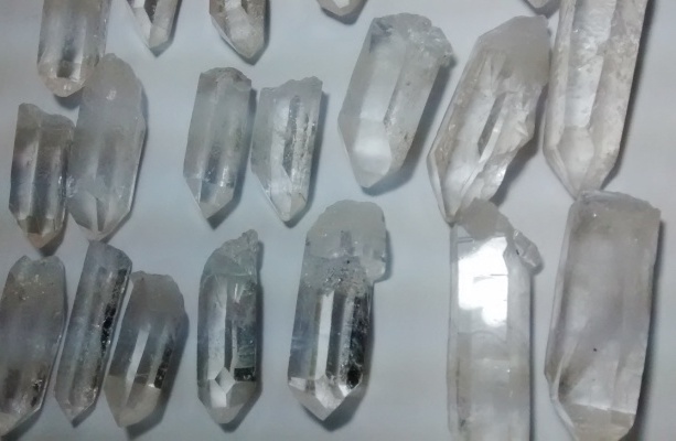 Stones from Uruguay - Lemurian Seed Crystal Points for Jewelries