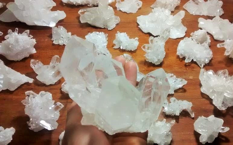 Stones from Uruguay - Quartz Crystal Cluster (super extra quality)