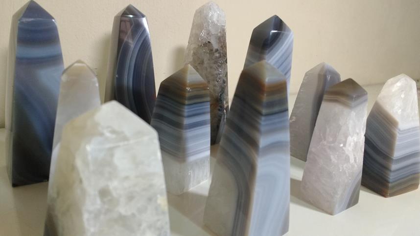 Stones from Uruguay - Striped Agate Obelisk  with Crystal for Decoration