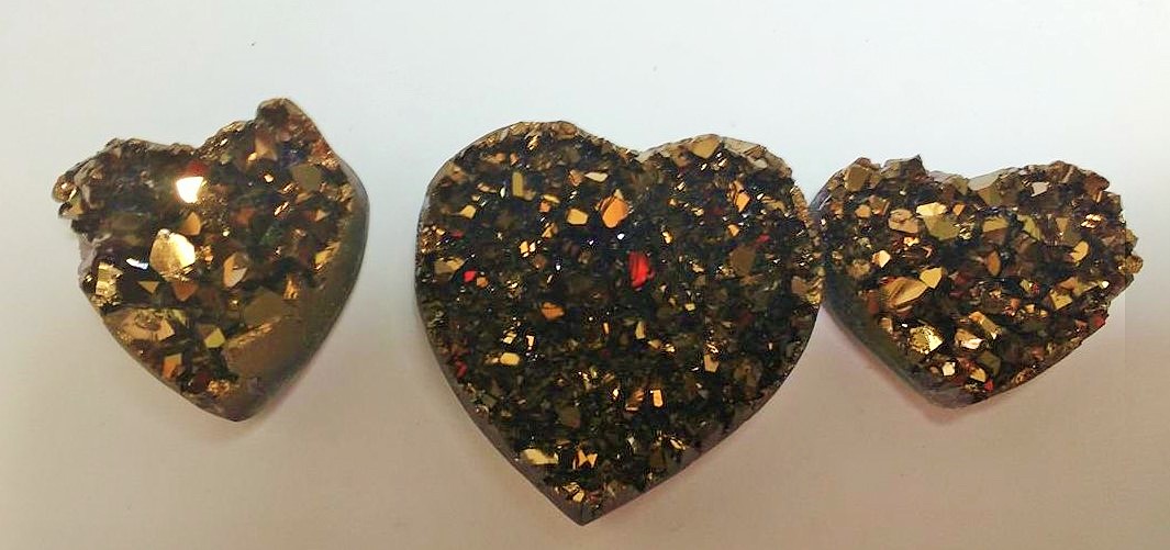 Stones from Uruguay - Old Gold Titanium Aura Amethyst Druzy Heart