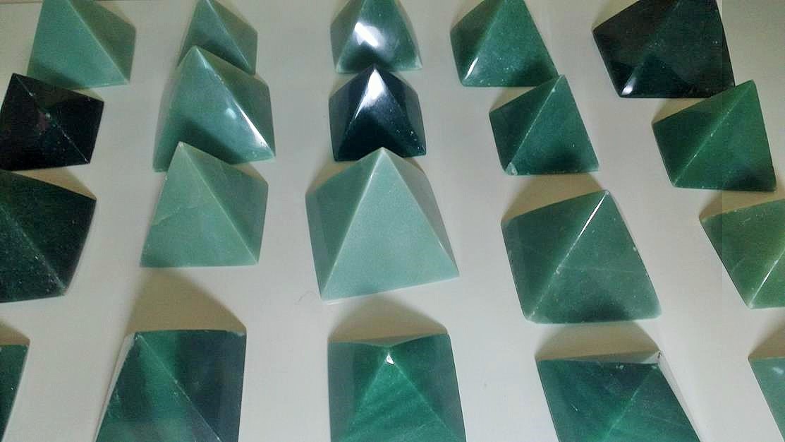 Stones from Uruguay - Green Aventurine Pyramid for Home and Decor