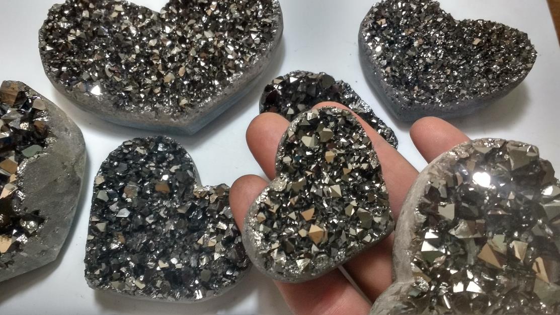 Stones from Uruguay - Black Titanium amethyst Druzy Heart for Home & Decor