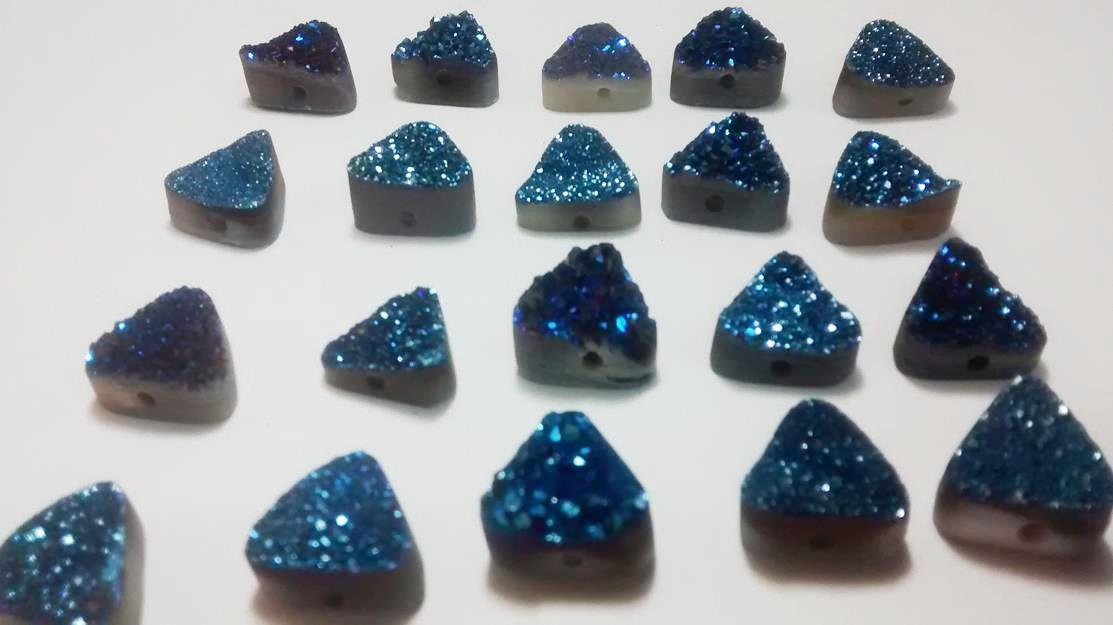 Stones from Uruguay - Blue Cobalt Titanium Aura Druzy Triangle for Beads, Hole 2mm
