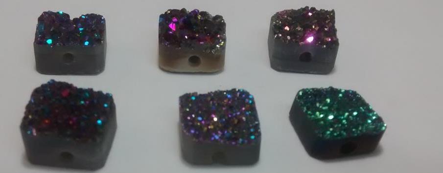 Stones from Uruguay - Green Rainbow Aura Druzy Square for Beads,Size 20mm