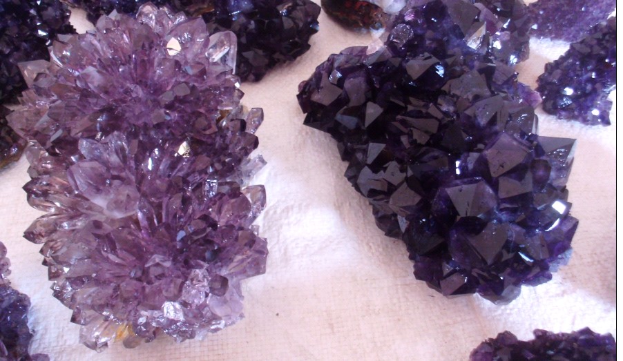 Stones from Uruguay - Amethyst Druzy Formation 