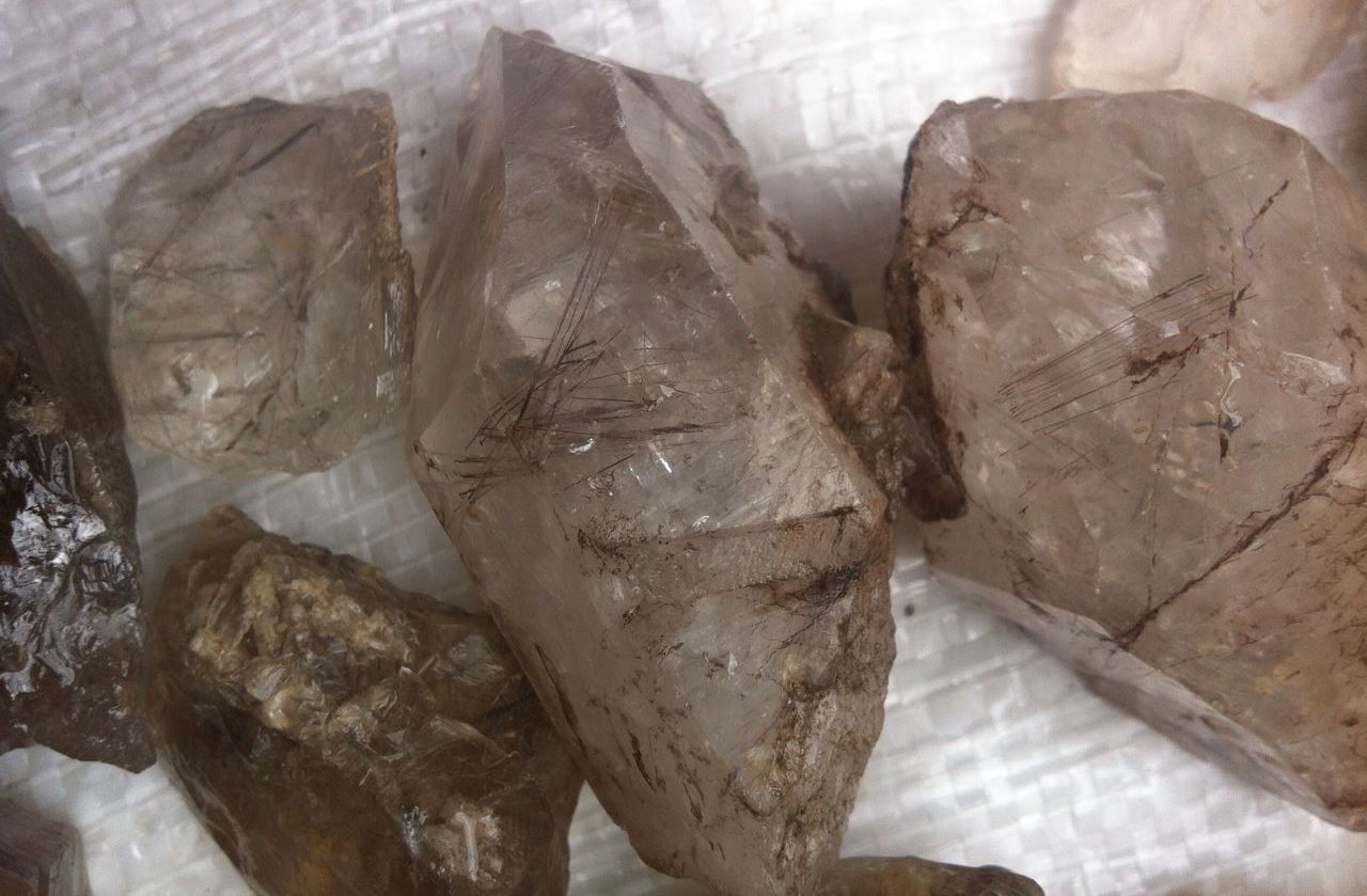Stones from Uruguay - Rough Silver Rutilated Quartz for Cabochon and Faceting
