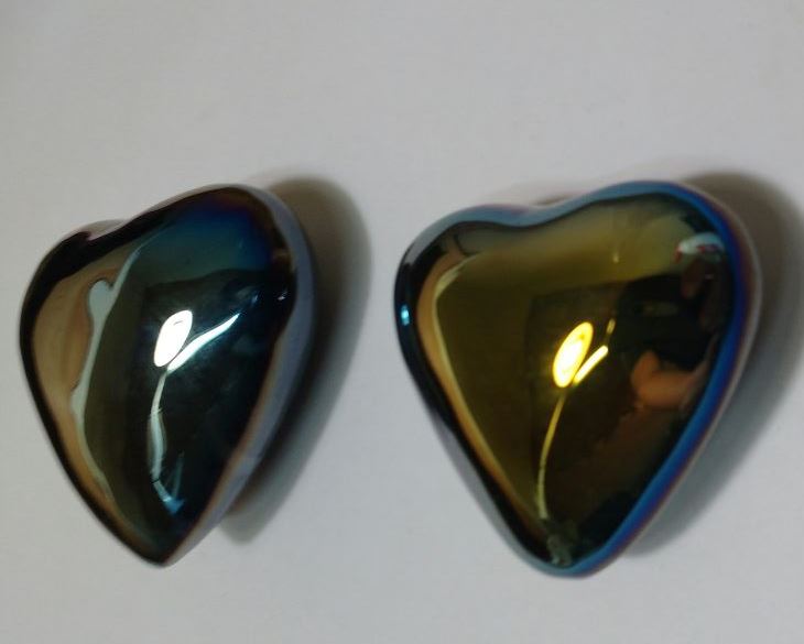 Stones from Uruguay - Aquarelle Titanium Aura Agate Heart for Gift and Decoration