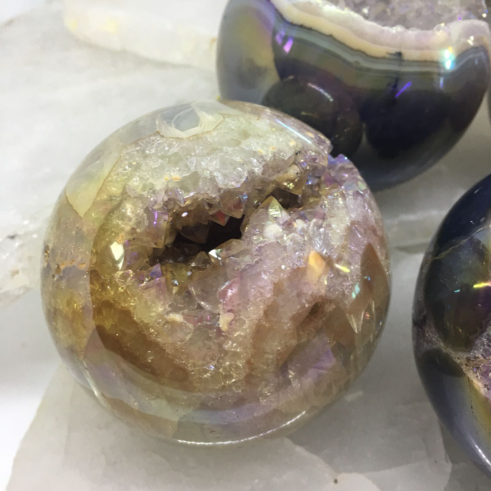 Stones from Uruguay - Angel Aura Amethyst Cluster Ball