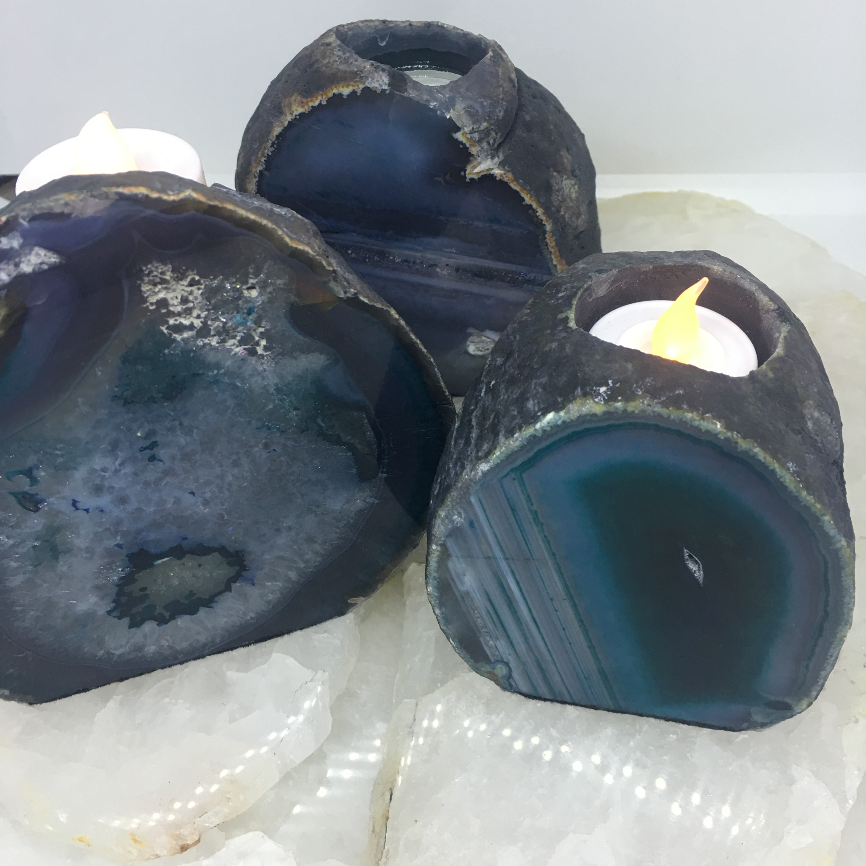 Stones from Uruguay - Teal Dyed Agate Cut Base Candle Holder Tealight