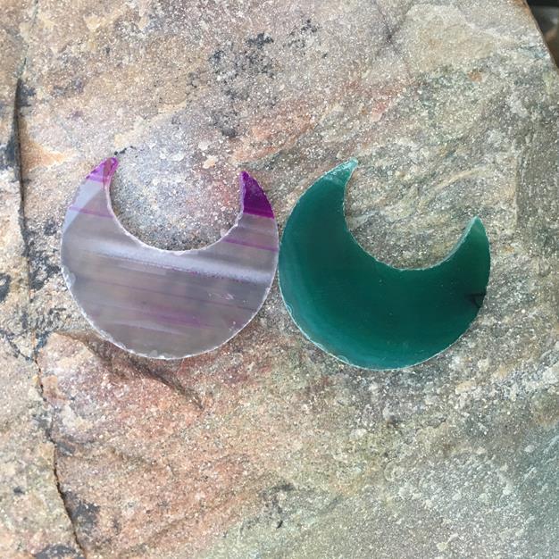 Stones from Uruguay - Agate Moon Crescent for  Wire Wrapped and Jewelry Making