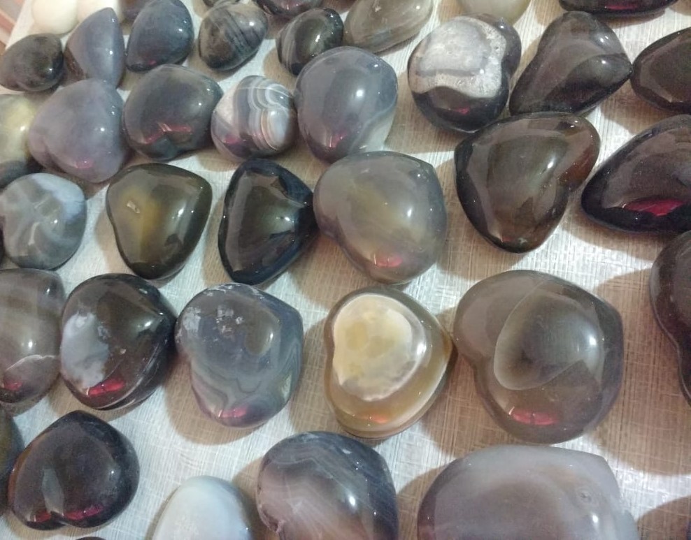 Stones from Uruguay - Natural Agate Hearts