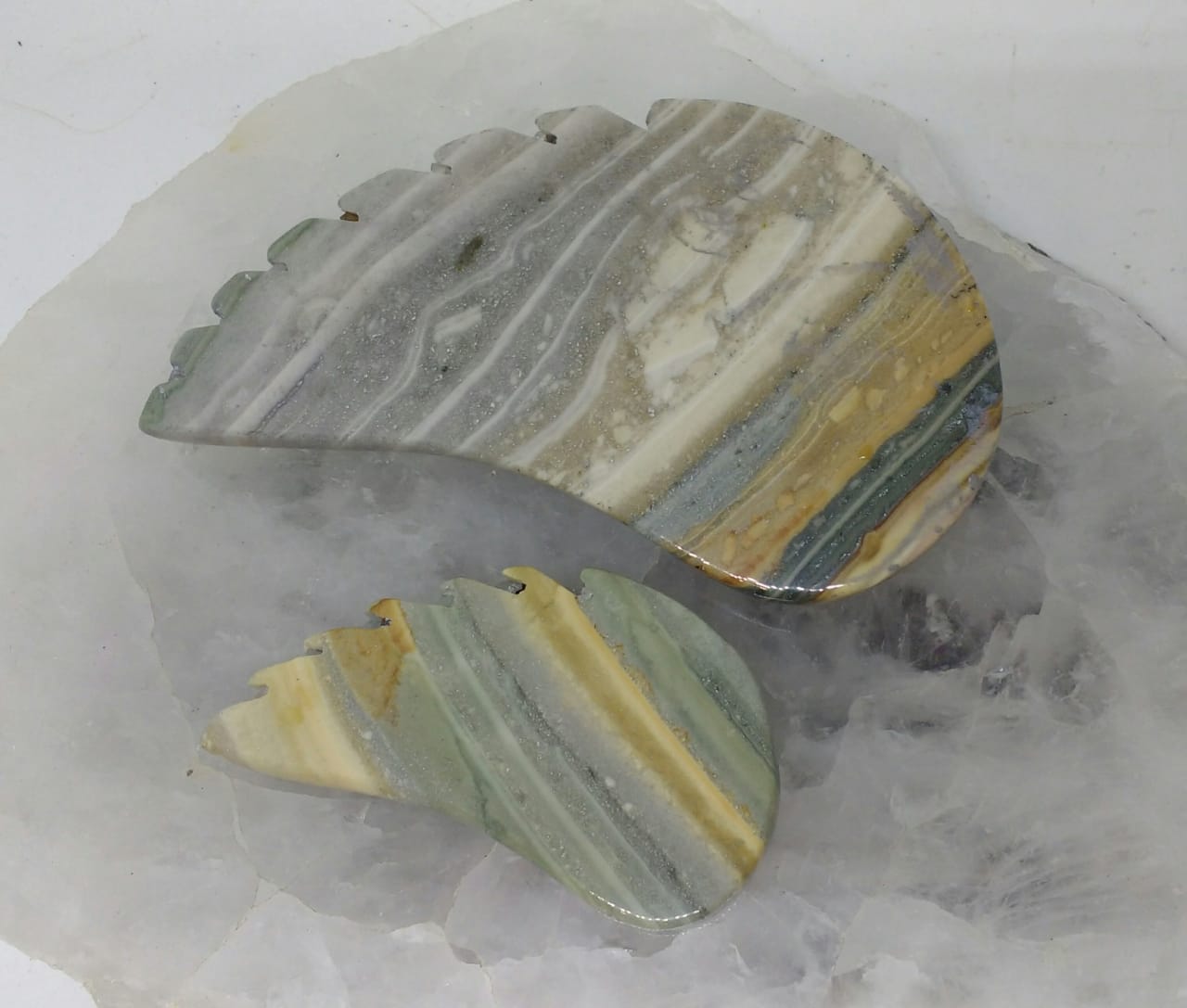Stones from Uruguay - Pampa Cream Jasper Wing for Home and Decoration