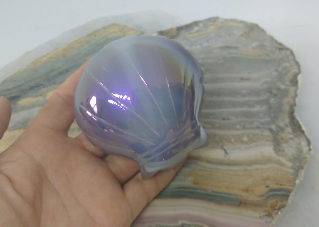 Stones from Uruguay - Angel Flame Aura Coated Agate Cabochon Shell - Angel  Royal Aura Titanium  Agate Cabochon Shell