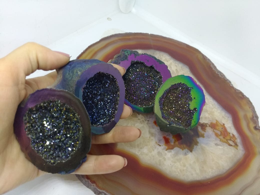 Stones from Uruguay - Rainbow Titanium Coated Agate Oco Geode Jewelry Boxes