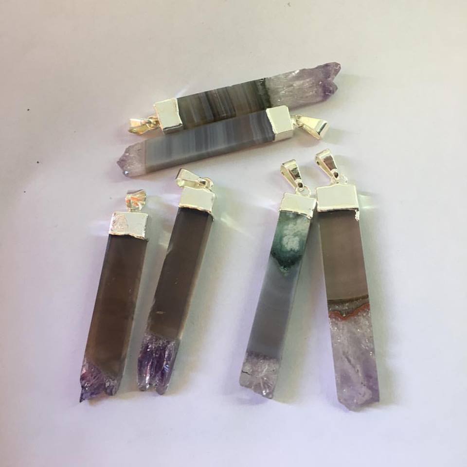 Stones from Uruguay - Amethyst Druzy Long Bar Pendant