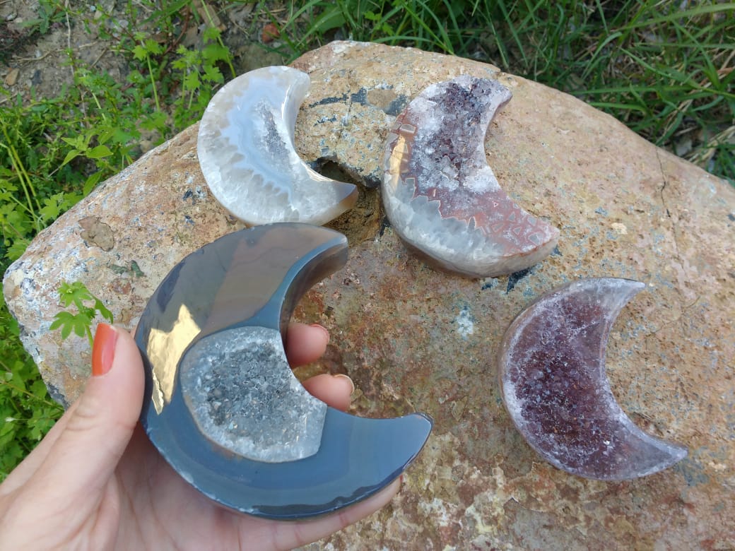 Stones from Uruguay - Natural Agate Druzy Crescent Moon Cabochons with Flat Top and Bottom