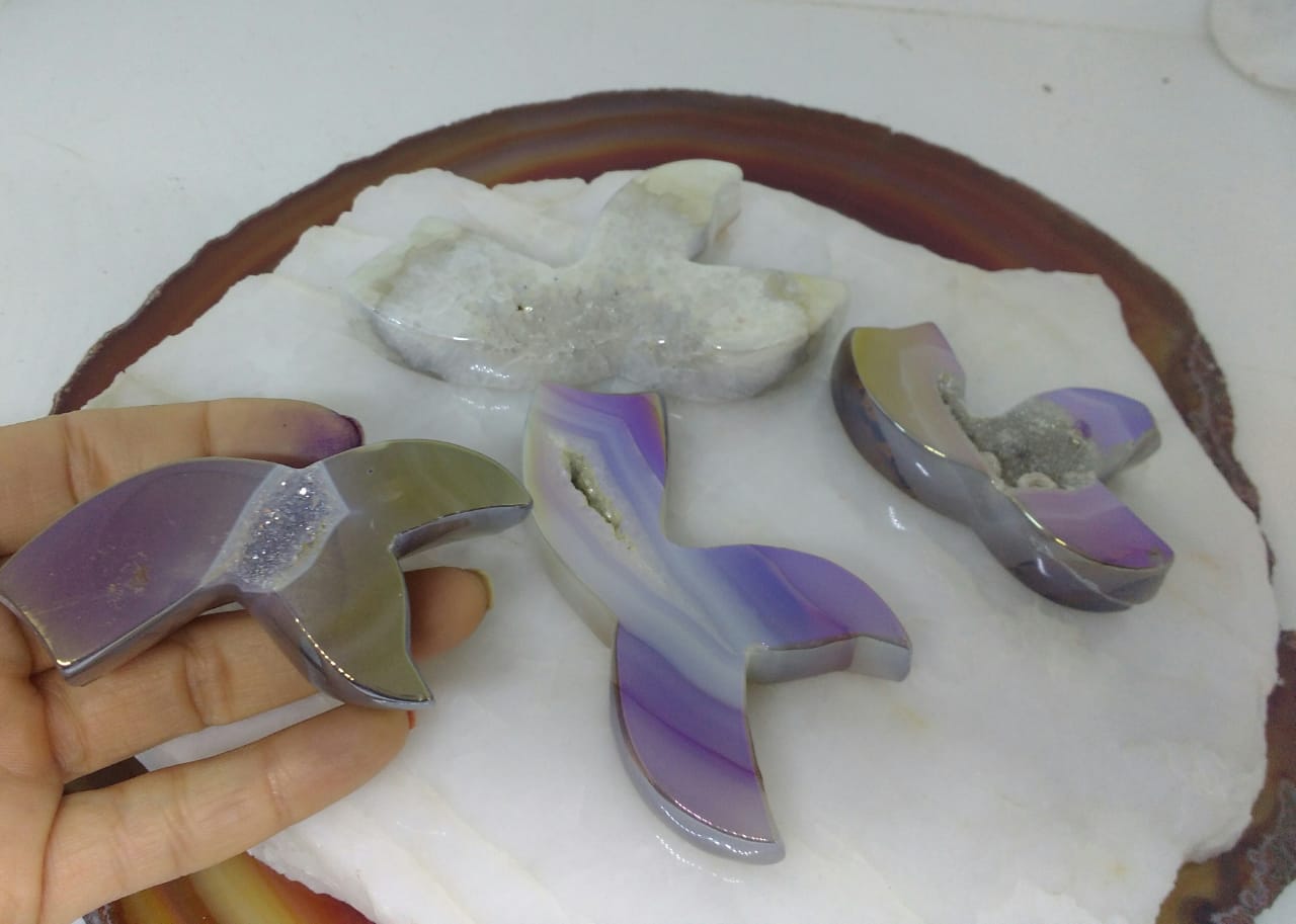 Stones from Uruguay - Angel Aura Titanium Treated  Agate Geode Druzy Whale Tail Cabohons with Flat Top - Angel Flame Aura Whale Tail Cabochons  - Angel  Royal Aura  Whale Tail Cabochons