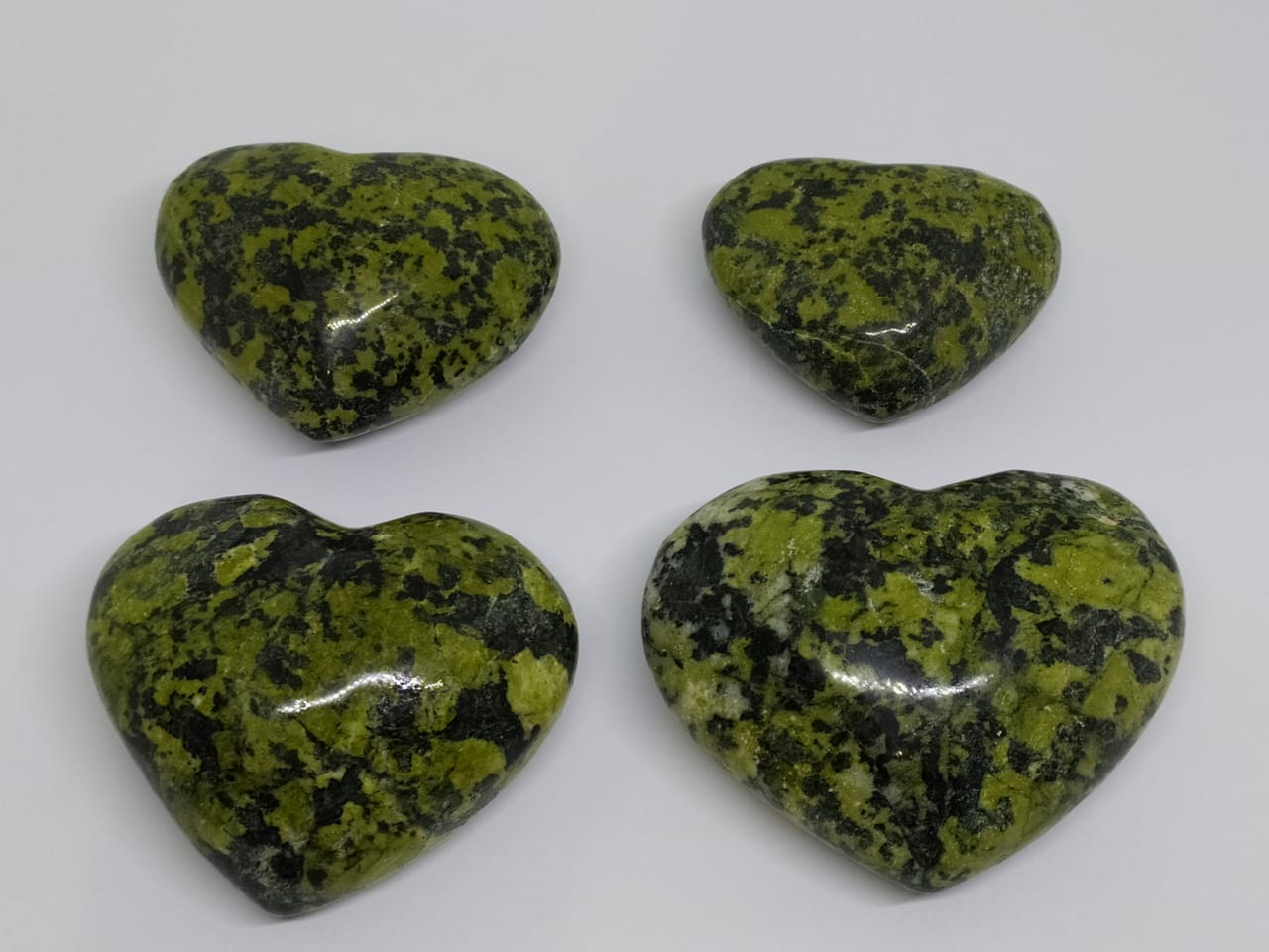 Stones from Uruguay -  GREEN JADEITE HEARTS - GREEN JADEITE HEART