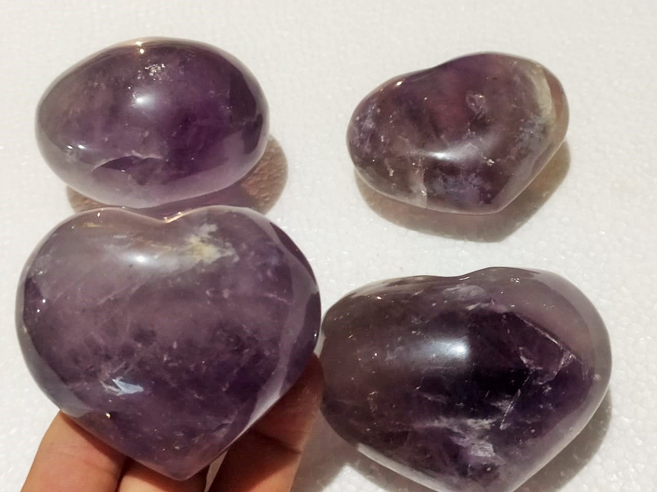 Stones from Uruguay - LIGHT PURPLE AMETHYST HEARTS - AMETHYST HEARTS