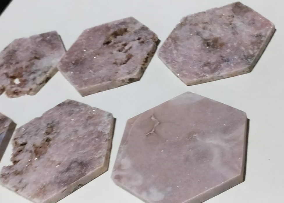 Stones from Uruguay - PINK AMETHYST HEXAGONAL COASTERS -  PINK AMETHYST HEXAGONAL DRINK COASTER -  PINK AMETHYST CRYSTAL HEXAGON COASTERS