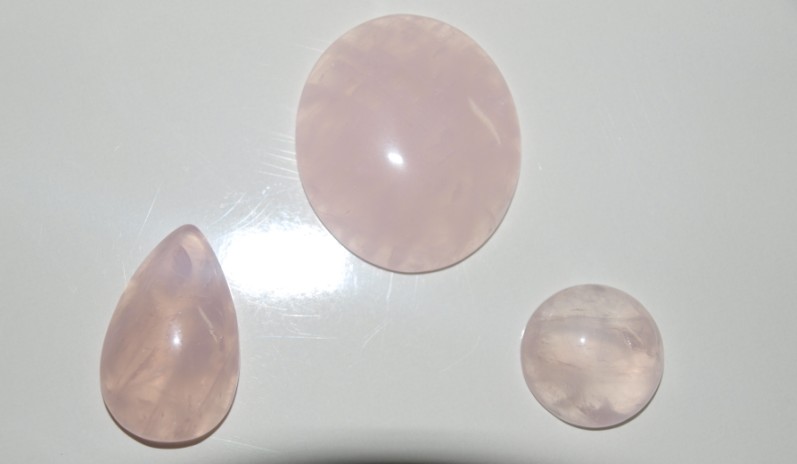 Stones from Uruguay - Pink Quartz Cabochons