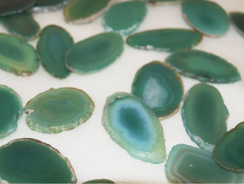Stones from Uruguay - Green Agate Slices