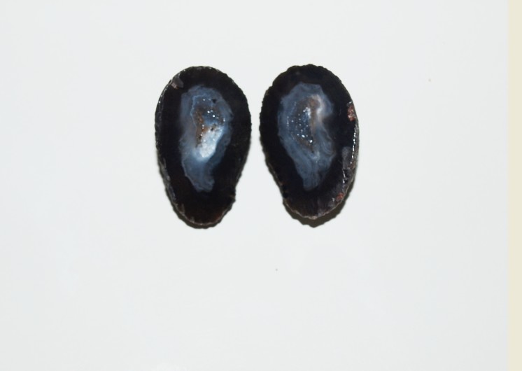 Stones from Uruguay - Agate Geode Druzy Pair