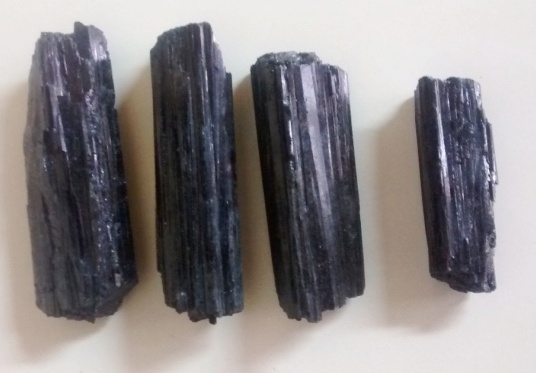 Stones from Uruguay - BLACK  TOURMALINE FOR JEWELRIES