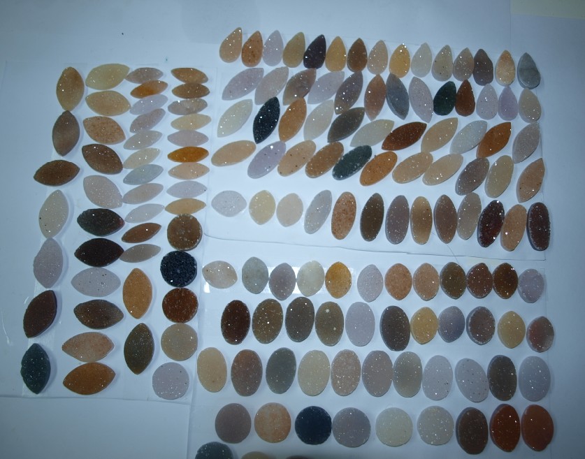 Stones from Uruguay - Calibrated  Druzy