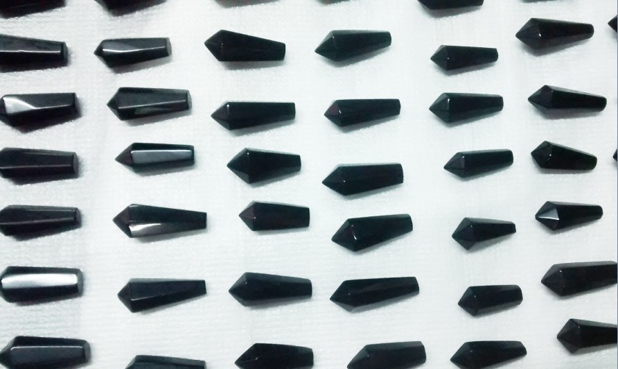 Stones from Uruguay - Teardrop Polished Point of Black Obsidian